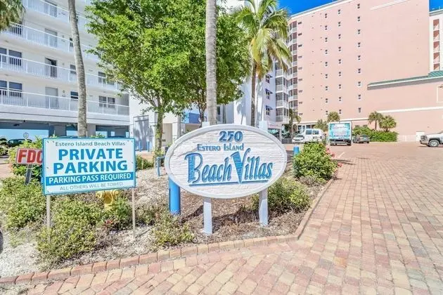 Daire (Estero Island Beach Villas 206)