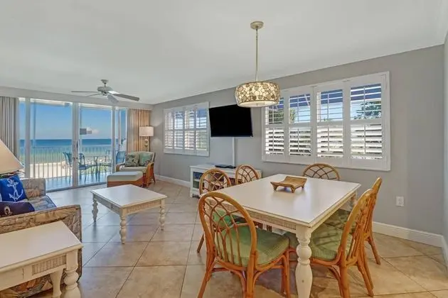 Daire (Estero Island Beach Villas 206)