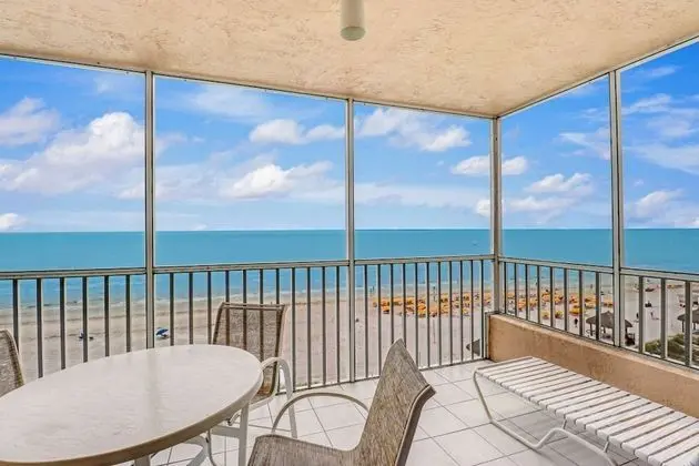 Daire (Estero Island Beach Villas 604)