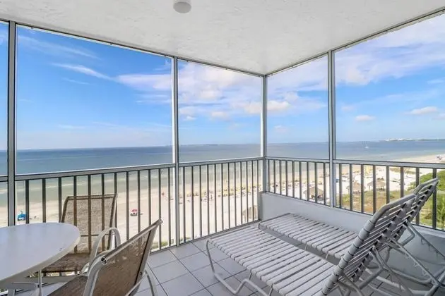 Daire (Estero Island Beach Villas 604)