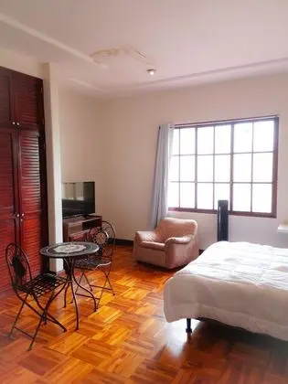 Deluxe Oda, Birden Çok Yatak, Balkon