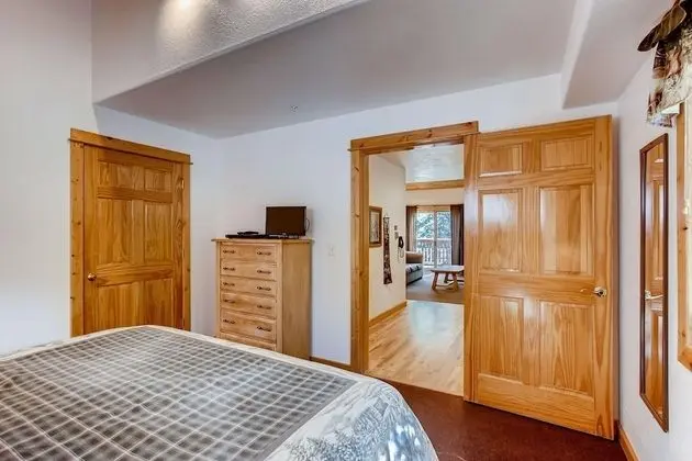 Daire, Birden Çok Yatak, Nehir Manzaralı (Two-Bedroom Suite)