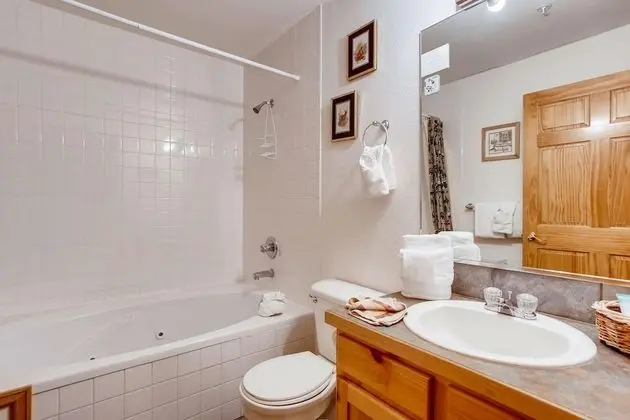 Daire, Birden Çok Yatak, Nehir Manzaralı (Two-Bedroom Suite)