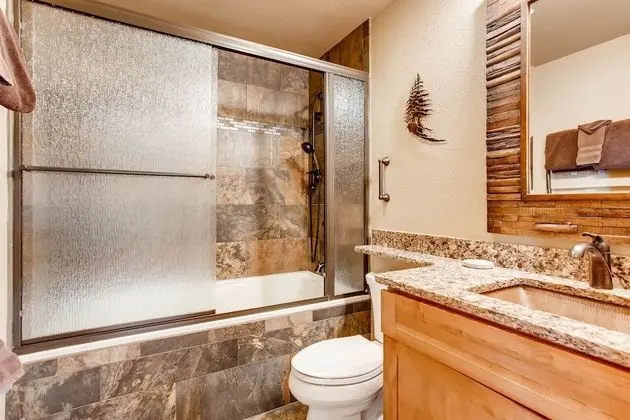 Süit, Birden Çok Yatak, Nehir Manzaralı (Two-Bedroom Suite)