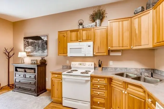 Süit, Birden Çok Yatak, Nehir Manzaralı (Two-Bedroom Suite)