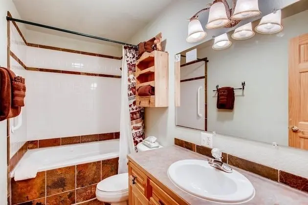 Süit, Birden Çok Yatak, Nehir Manzaralı (Two-Bedroom Suite)