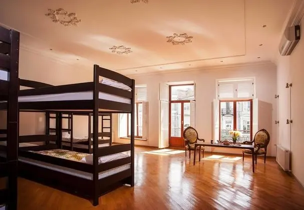 Ortak Ranzalı Oda, Karma Ranzalı Oda, Balkon (16 beds)