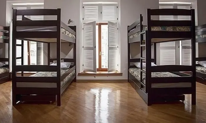 Ortak Ranzalı Oda, Sadece kadınlar için (14 beds)