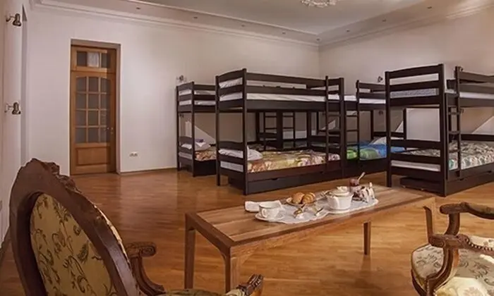 Ortak Ranzalı Oda, Sadece kadınlar için (14 beds)