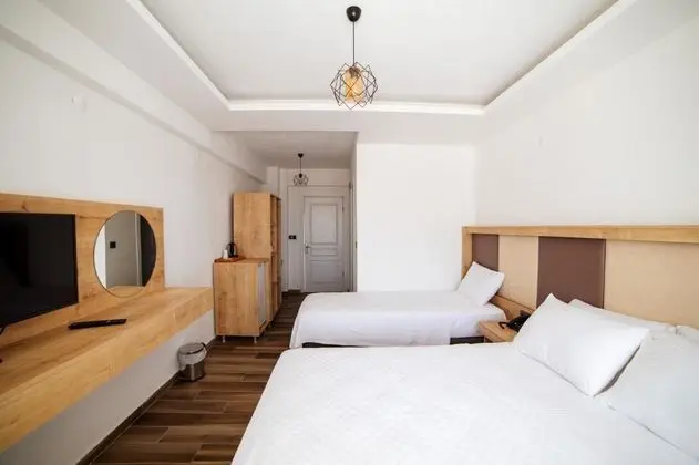 Üç Kişilik Oda, Şehir Manzaralı, Balkonlu