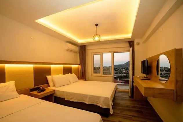 Üç Kişilik Oda, Şehir Manzaralı, Balkonlu