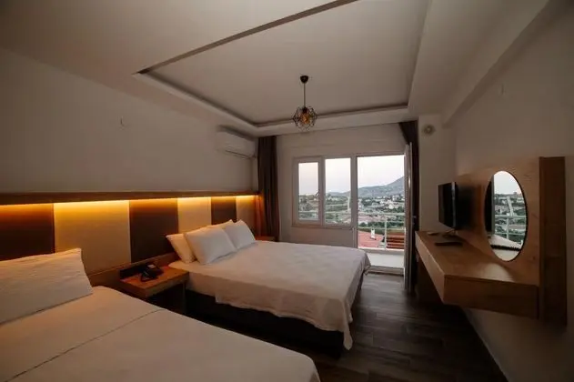 Üç Kişilik Oda, Şehir Manzaralı, Balkonlu
