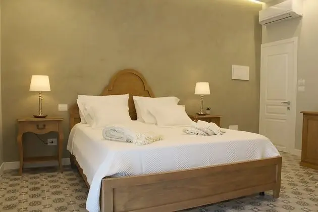 Deluxe Üç Kişilik Oda, Deniz Manzaralı (Vittoria)