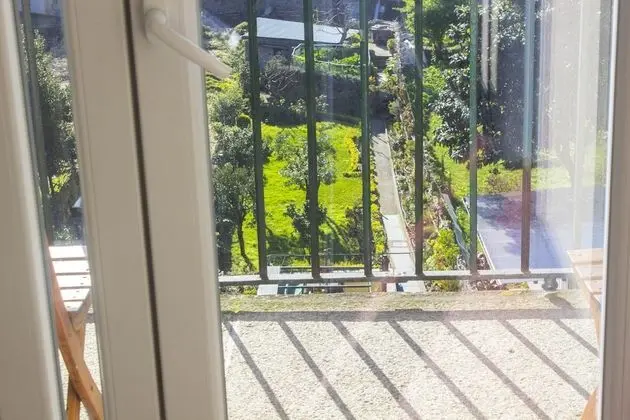 Standard Üç Kişilik Oda, Balkon, Bahçe Manzaralı