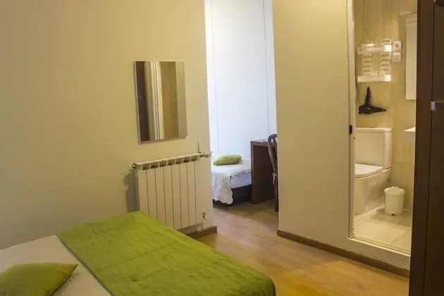Tek Büyük Yataklı Oda, 1 Çift Kişilik Yatak, Bahçe Manzaralı