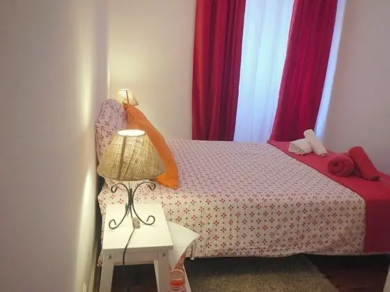 Tek Büyük Yataklı Oda, Ortak Banyo (Fire Room)