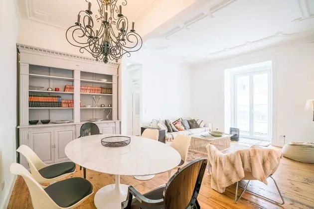 Apart Daire, 4 Yatak Odası, Balkon, Nehir Manzaralı