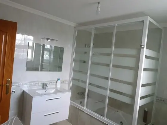 İki Ayrı Yataklı Oda, Özel Banyo