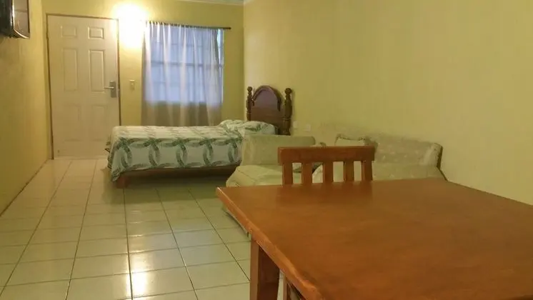 Çatı Katı (Loft), 1 Çift Kişilik Yatak ve Çekyat, Küçük Mutfak