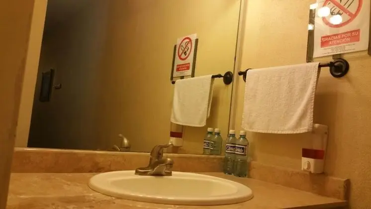 Çatı Katı (Loft), 1 Çift Kişilik Yatak ve Çekyat, Küçük Mutfak