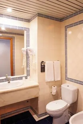 İki Ayrı Yataklı Oda