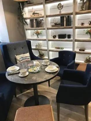 Deluxe Tek Büyük veya İki Ayrı Yataklı Oda, Banyolu/Duşlu (Room 1 )