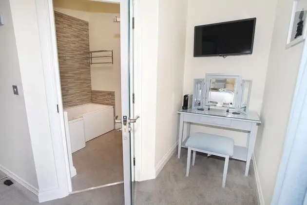 Deluxe Tek Büyük Yataklı Oda, Banyolu/Duşlu (Room 3 or 4)