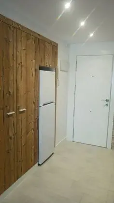 Stüdyo, Havuz Manzaralı