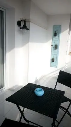 Stüdyo, Havuz Manzaralı