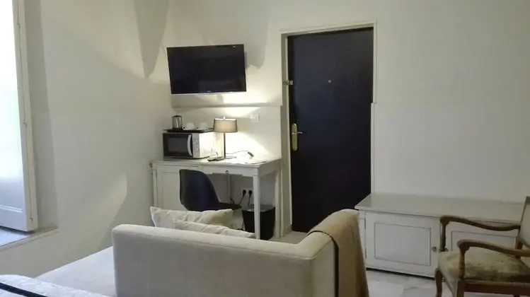 Stüdyo (Apartment)