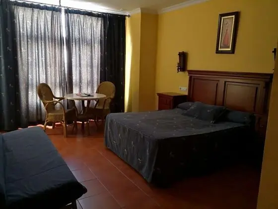 Tek Büyük Yataklı Oda