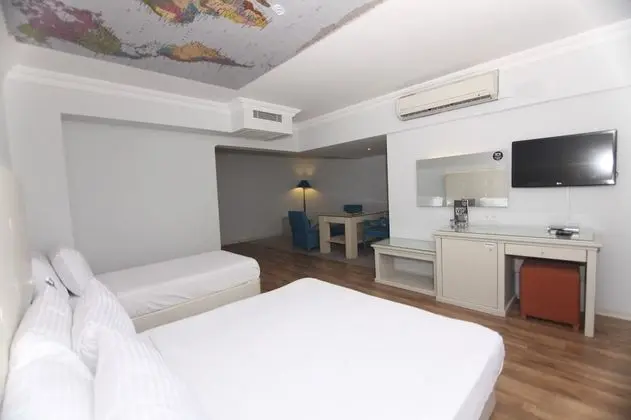 Standard Üç Kişilik Oda, 3 Tek Kişilik Yatak, Şehir Manzaralı