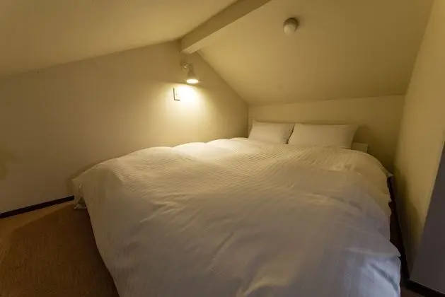 Çatı Katı (Loft) (301, with Shared Bathroom)