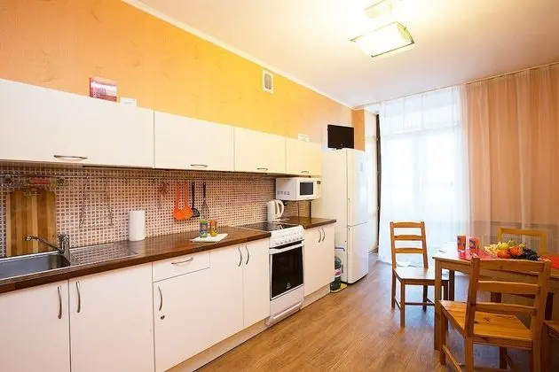 Apart Daire, 1 Yatak Odası (Belinskogo, 86-243)