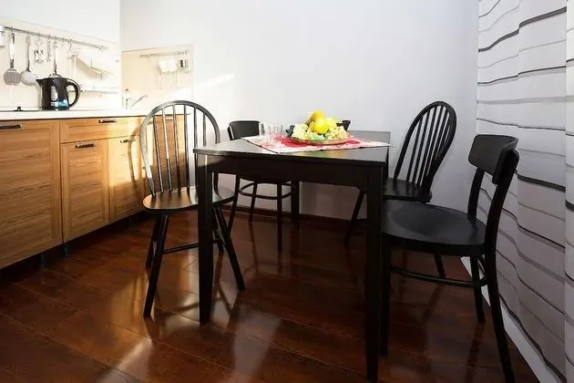 Apart Daire, 1 Yatak Odası (Belinskogo, 177a- 94)