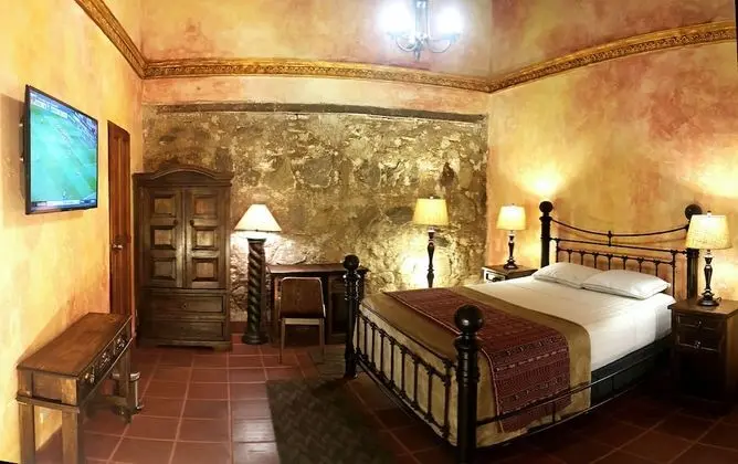 Standard Room, 1 Queen Bed