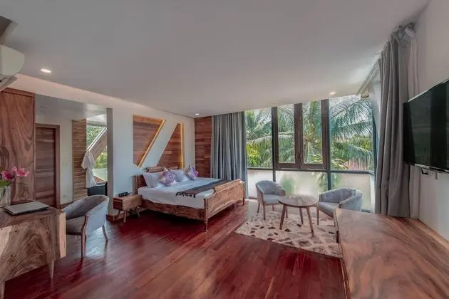 Luxury Villa, 2 Yatak Odası, Kişiye Özel Havuzlu, Havuz Kenarı (3 Floors)