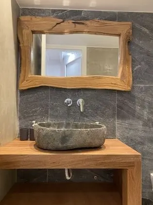 Basic Tek Büyük Yataklı Oda