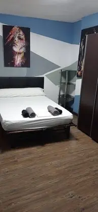 Economy Tek Büyük Yataklı Oda