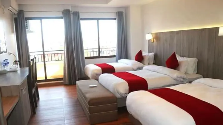 Deluxe Üç Kişilik Oda