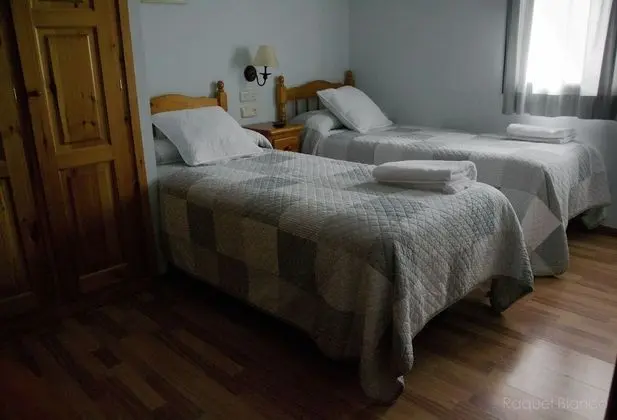 Tek Büyük veya İki Ayrı Yataklı Oda