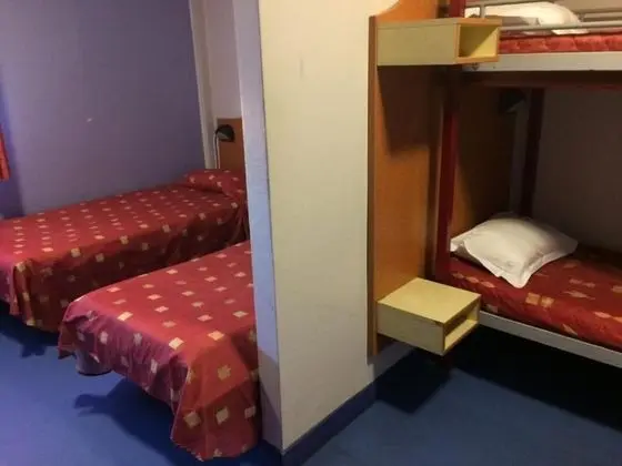 Dört Kişilik Oda