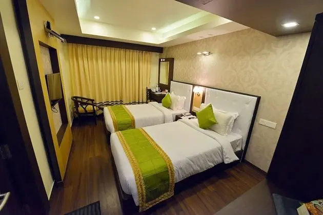 Elita Room