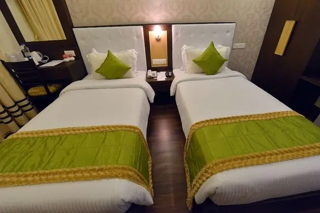Elita Room