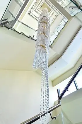 Elita Room