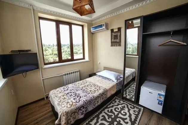 Tek Kişilik Oda, Dağ Manzaralı