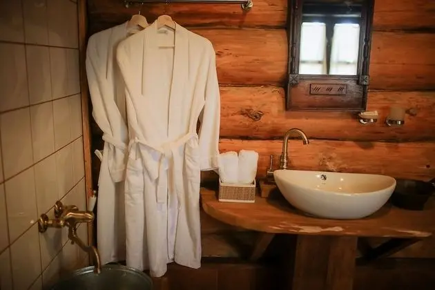 Family Oda, Sauna (Turyn)