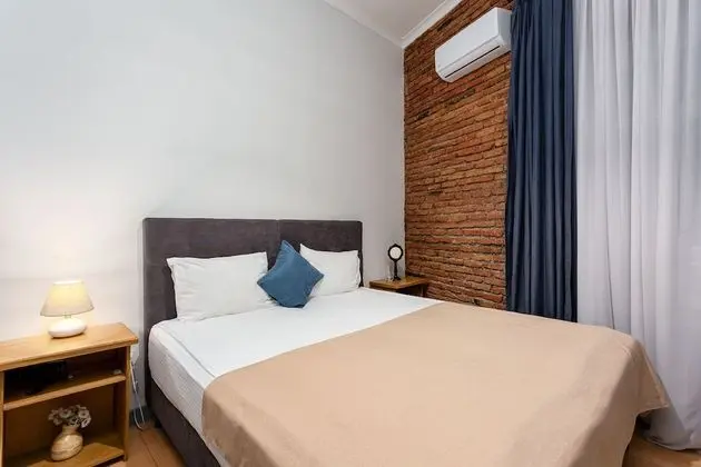Comfort Tek Büyük veya İki Ayrı Yataklı Oda