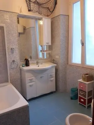 Standard Tek Büyük Yataklı Oda, Ortak Banyo