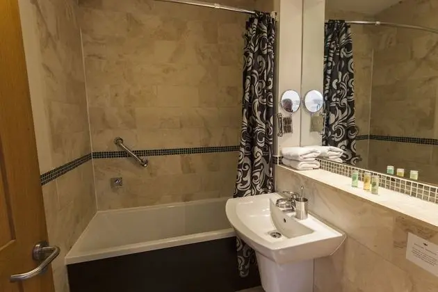 Deluxe Dört Kişilik Oda, 2 Büyük (Queen) Boy Yatak